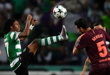 Gelson Martins con Sergio Busquets.