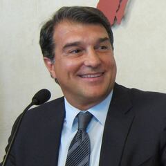 Joan Laporta ve algo oscuro en el contrato del Barça con Qatar