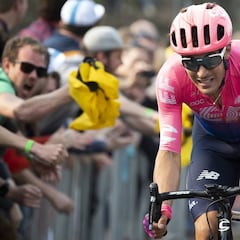 Bettiol: "Es una desgracia la diferencia de premios entre hombres y mujeres"