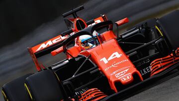 Fernando Alonso con el Halo en los Libres 1 de Monza.