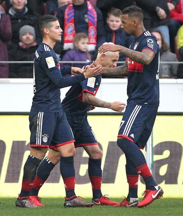 El colombiano anotó un golazo en el triunfo del Bayern 2-0 ante el Mainz