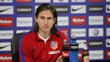 Filipe Luis, en rueda de prensa. Pepe Andrés, fotógrafo DIARIO AS.