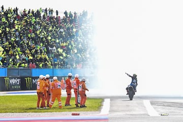 El piloto francs aprovech la cada de Bagnaia, segundo en la general, y se asegur la ventaja suficiente para ser ya campen de MotoGP a falta de 2 carreras para el final del Mundial.