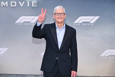 Tim Cook posa en la alfombra roja del preestreno de 'F1: La película' celebrado en la ciudad de Nueva York.