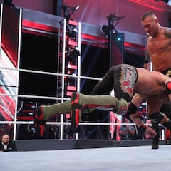 Orton pasa a Edge 'la factura de WrestleMania' en Backlash