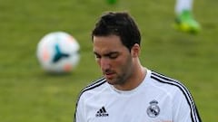 Higuaín se marcha al Nápoles