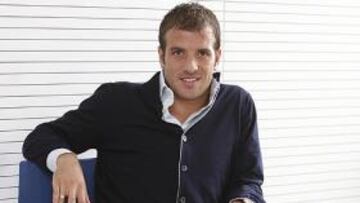 Van der Vaart: "La acción de Nivaldo es tarjeta roja"