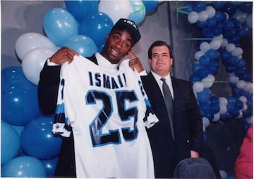 El primer contrato como profesional para Ismail fue con los Toronto Argonauts en 1991.