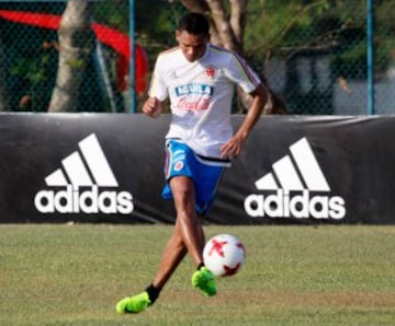 Primer entrenamiento de la Selección pensando en Bolivia