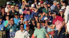 MCX325. Augusta (United States), 08/04/2017.- Sergio Garcia of Spain reacts after sinking his putt on the eighteenth hole during the third round of the 2017 Masters Tournament at the Augusta National Golf Club in Augusta, Georgia, USA, 08 April 2017. The Masters Tournament is held 06 April through 09 April 2017. (Espa&ntilde;a, Estados Unidos) EFE/EPA/TANNEN MAURY