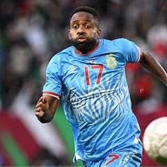 Bakambú, ante su futuro