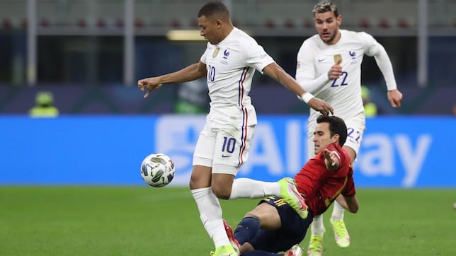 El gol de Mbappé a España en la Nations que cambió la norma del fuera de juego