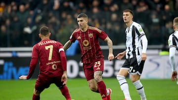 Udine (Italy), 26/01/2025.- Udinese's Lorenzo Lucca (R) and Roma's Gianluca Mancini in action during the Italian Serie A soccer match Udinese Calcio against AS Roma in Udine, Italy, 26 January 2025. (Italia) EFE/EPA/Gabriele Menis