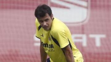 Dorado, jugador del Villarreal, durante un entrenamiento.