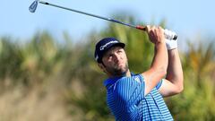 NASSAU, BAHAMAS - DECEMBER 04: Jon Rahm of Spain plays his tee shot on the second hole during the first round of the 2019 Hero World Challenge at Albany on December 04, 2019 in Nassau, Bahamas. David Cannon/Getty Images/AFP  == FOR NEWSPAPERS, INTERNET, T