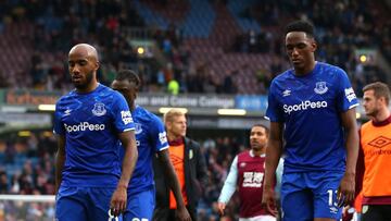 Yerry Mina titular con Everton en la derrota ante Burnley