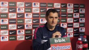 'Veo a gente haciendo el ridículo hablando de los árbitros'