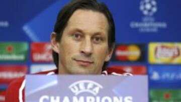 Roger Schmidt, técnico del Leverkusen.