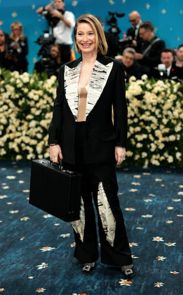 Hildy Kuryk-Bernstein posa en la MET Gala 2025.