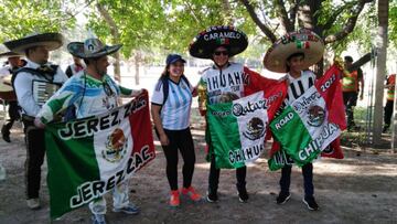 Presencia mexicana, dos jugadores idolatrados y un momento emotivo formaron parte de la calurosa noche en el Malvinas Argentinas.