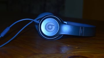 Cómo escuchar Spotify en tu PC con un auricular y que suene bien