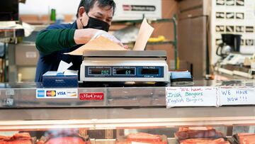 Overall consumer prices rose by seven percent over the course of 2021, an inflation rate not seen since 1982, and the data for January, due out Thursday, is expected to show the yearly increase continued.
American shoppers saw prices for meats, poultry,