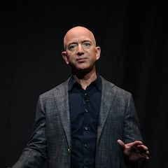 Jeff Bezos wants to buy the NFL franchise Washington Commanders: Why won’t Dan Snyder sell?