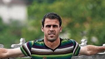 <b>FELIZ Y CAUTO. </b>El delantero croata espera lograr el objetivo, pero sabe que primero hay que jugar un partido difícil ante el Castellón.