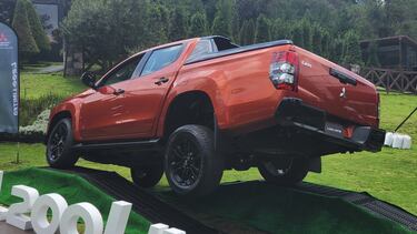 Mitsubishi L200 Limited 4X4 Diésel 2023, disponible en México: una pickup de look deportivo