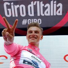 Kittel repite victoria al sprint y es la nueva maglia rosa