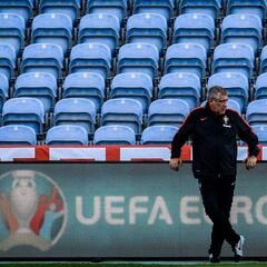 Fernando Santos insiste sobre Ronaldo: "Él está bien y va a jugar"