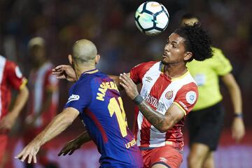 Douglas Luiz Soares y Mascherano.