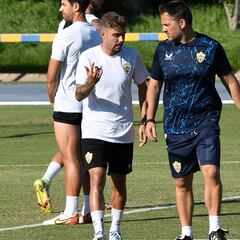 El Almería aún tiene a cinco jugadores sin inscribir