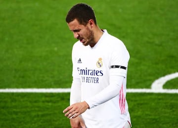 Hazard se duele en una acción.