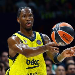 Hayes-Davis se va a los Suns