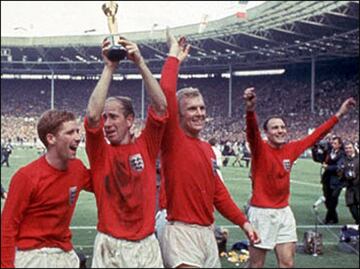 En 1966 Inglaterra alzó la Copa del Mundo con Bobby Charlton como uno de sus estandartes. 
