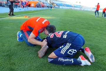 Futbol, Universidad de Chile vs Union La Calera.
Fecha 34, campeonato Nacional 2021.
Los jugadores de Universidad de Chile celebran el triunfo contra Union La Calera al final del partido por primera divisiÃ³n realizado en el estadio El Teniente.
Rancagua, Chile.
05/12/2021
Jose Alvujar/Photosport

Football, Universidad de Chile vs Union La Calera.
34rd date, 2021 National Championship.
Universidad de Chileâs players celebrate their victory against Union La Calera after the end football match for first division at El Teniente  stadium in Rancagua, Chile.
05/12/2021
Jose Alvujar/Photosport