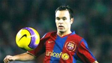 <b>UN FENÓMENO. </b>Andrés Iniesta se ha convertido en un referente para el Barça.