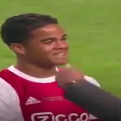 Las cámaras pillan a Mourinho 'fichando' al hijo de Kluivert