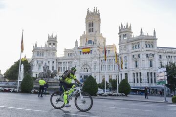 La Fiesta de la Bicicleta es un evento que se ha convertido en una tradición para muchos ciudadanos y familias que disfrutan del uso de la bicicleta. Durante el día de hoy en la Castellana ha celebrado su 41º edición. 