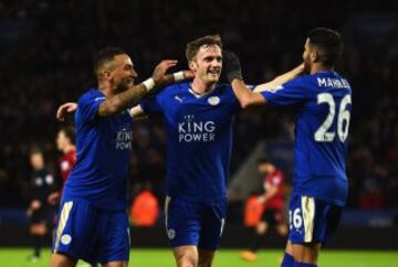 30 snapshots of Leicester City's heroic campaign