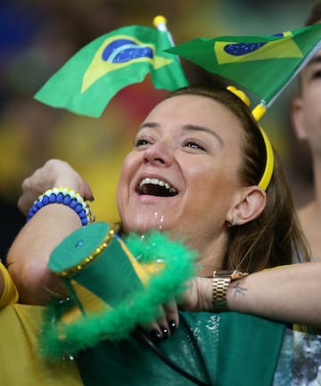 Belleza y color: así se vivió la previa del duelo Brasil-Chile