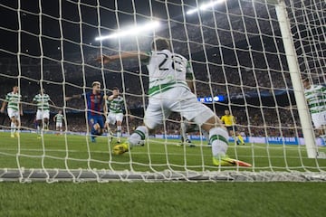 Gran jugada de Messi y Neymar en el 2-0 del argentino. 