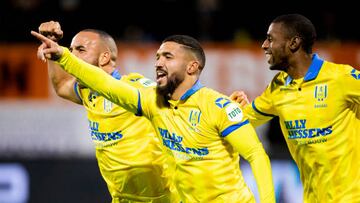 Bakkali celebra el 2-1 ante el AZ Alkmaar.