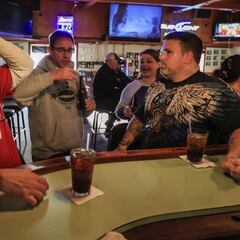 Wisconsin reopening bars and restaurants: reasons, dates and conditions