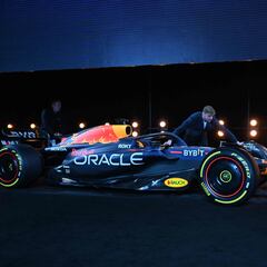 Verstappen advierte: “Sería estúpido probar cosas diferentes ahora”