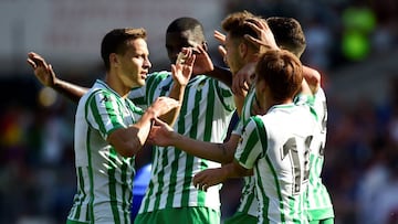 El Betis dobleg&oacute; al Cardiff por 1-2.