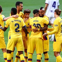 Un Barça agónico retrasa la sentencia del Real Madrid