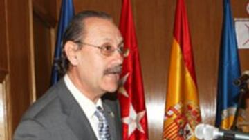 Javier Sampedro.