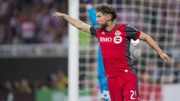 Jonathan Osorio no irá a Europa; renueva con Toronto FC